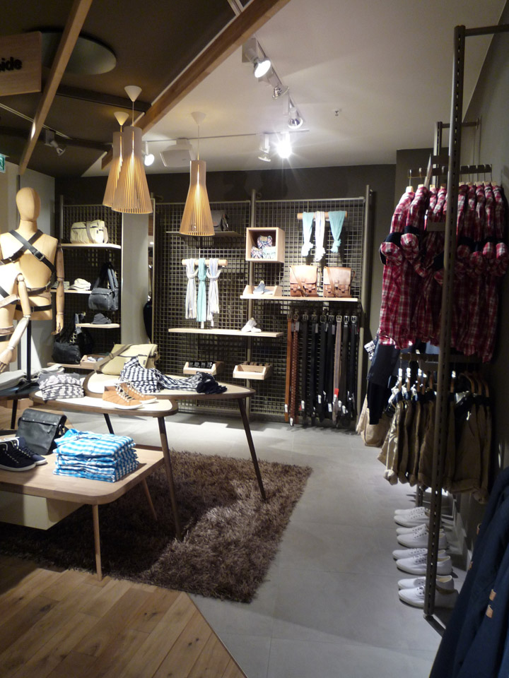 19_Esprit-store-by-CRi-Cronauer-Romani-Kassel-02.jpg
