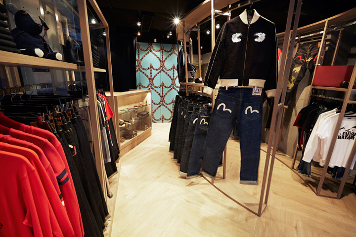 20_Evisu-concept-store-Hong-Kong-02.jpg