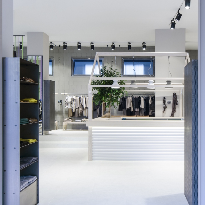 44_Fashion-store-by-Studio-Isacco-Brioschi-Bergamo-Italy-09.jpg