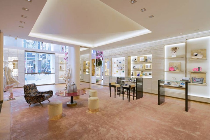 16_Fendi-Flagship-store-Tokyo-Japan02.jpg