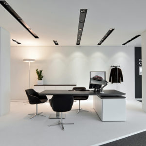 39_Porsche-showroom-by-The-Store-Designers-300x300.jpg
