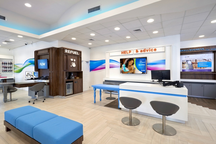 17_FLOW-Telecom-Flagship-Store-by-Shikatani-Lacroix-Design-Montego-Bay-Jamaica-02.jpg