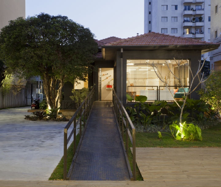 24_Fernando-Jaeger-store-by-SuperLimao-Studio-Sao-Paulo-Brazil-17.jpg