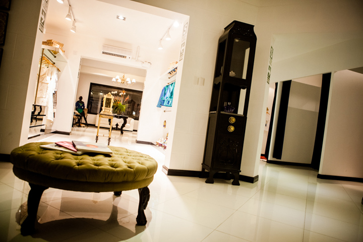 20_Gerardo-Privat-flagship-store-by-Citric-Studio-Lima-Peru-02.jpg