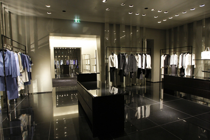 21_Giorgio-Armani-store-Berlin-05.jpg