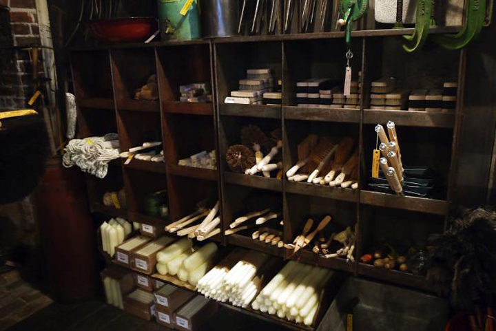 34_Hendys-Home-Store-Alastair-Hendy-Hastings-02.jpg