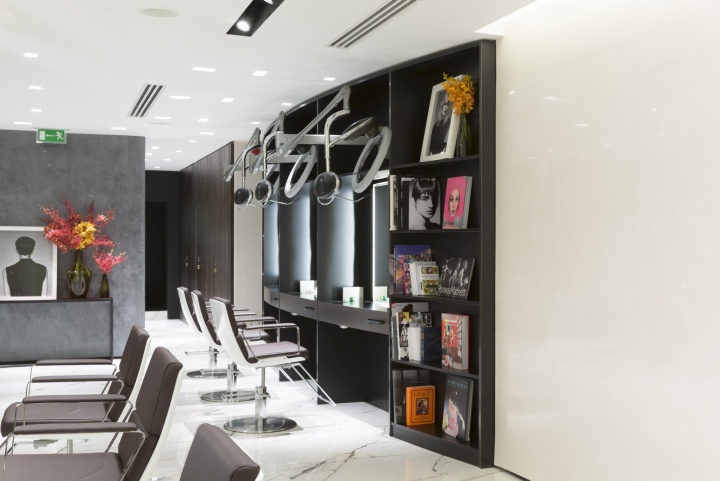 35_Hershesons-flagship-store-by-gpstudio-London-04.jpg