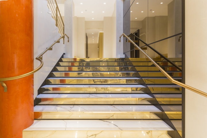 38_Hershesons-flagship-store-by-gpstudio-London-01.jpg
