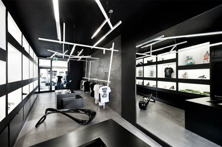 28_HOME-Unusual-Store-by-Luigi-Valente-Venafro-Italy-03.jpg