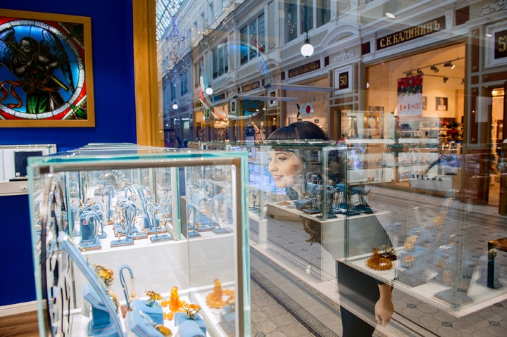 27_Hrizos-store-by-Goldinni-St-Petersburg-Russia08.jpg