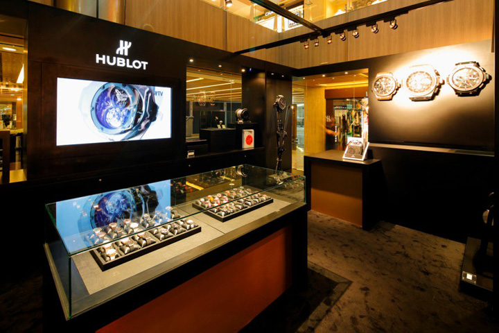 18_Hublot-pop-up-store-by-Asylum-Singapore-03.jpg