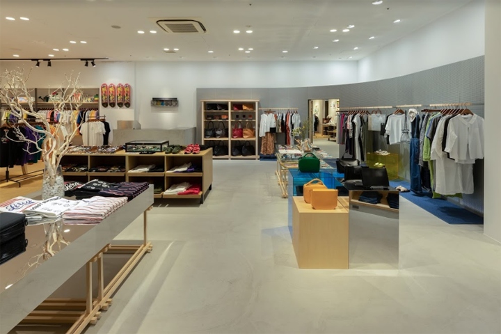 10_IN-store-by-SPACE-Osaka-Japan.jpg