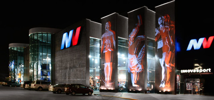 21_Innovasport-flagship-store-by-Watt-International-Monterrey-Mexico-07.jpg