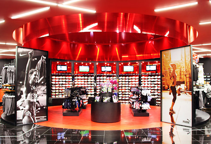 23_Innovasport-flagship-store-by-Watt-International-Monterrey-Mexico-05.jpg