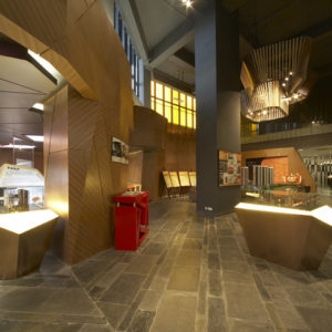 38_Vanke-Kingmetropolis-Sales-Office-by-Studio-ARRT-Shenzhen-China-300x300.jpg