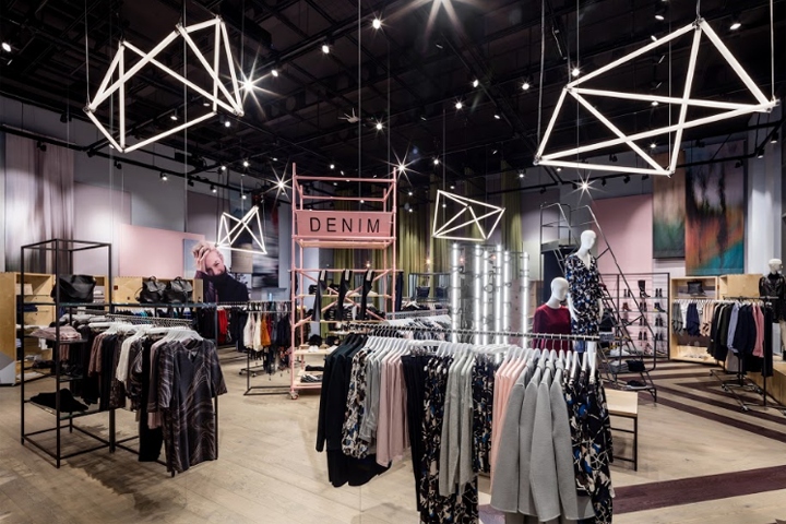 10_Jigsaw-store-by-Checkland-Kindleysides-London-UK.jpg