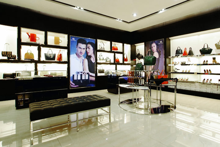 0_Giovanni-store-by-Mocbisusu-Hanoi-Vietnam-720x480.jpg