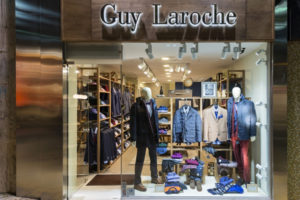 0_Guy-Laroche-Store-by-Square-Design-Interiors-Athens-Greece-300x200.jpg