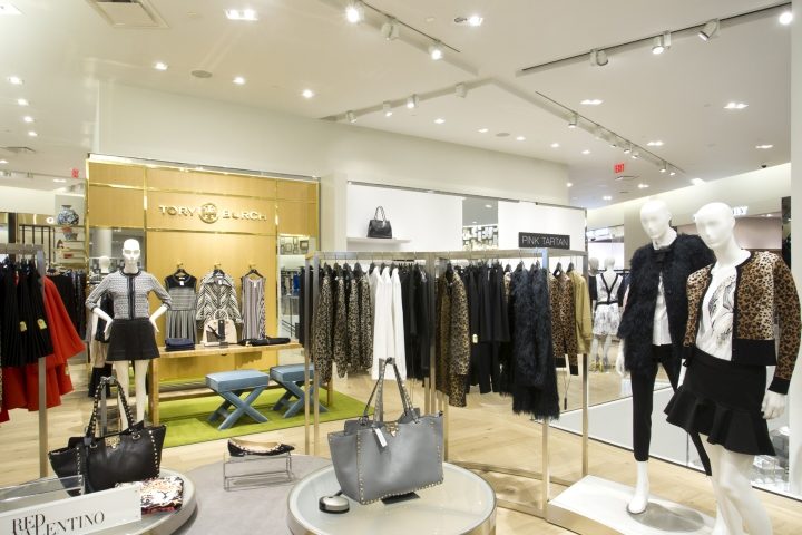 0_Holt-Renfrew-store-lighting-by-Suzanne-Powadiuk-Design-and-Salex-Toronto-720x480.jpg