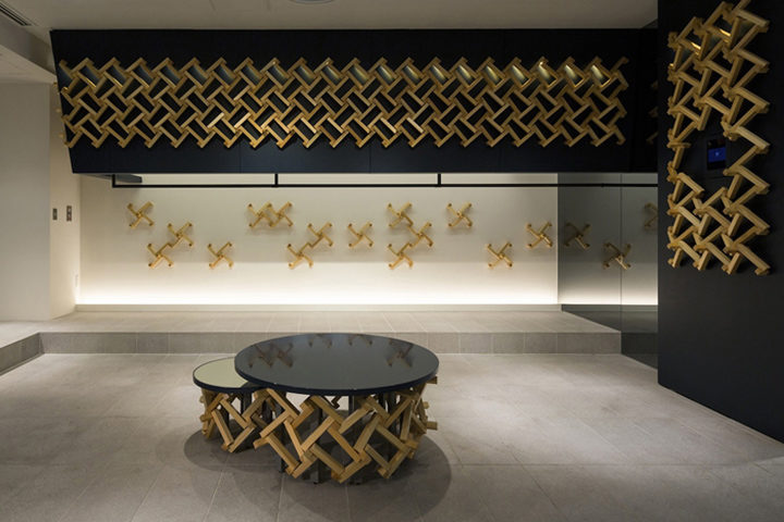 0_Jun-Hashimoto-flagship-store-by-the-design-labo-Tokyo-Japan-720x480.jpg