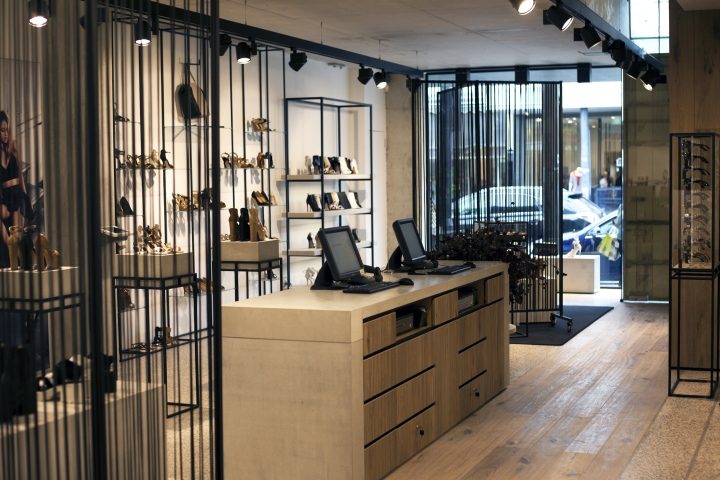 0_Tony-Bianco-store-by-Prospace-Design-Studios-Melbourne-Australia-720x480.jpg