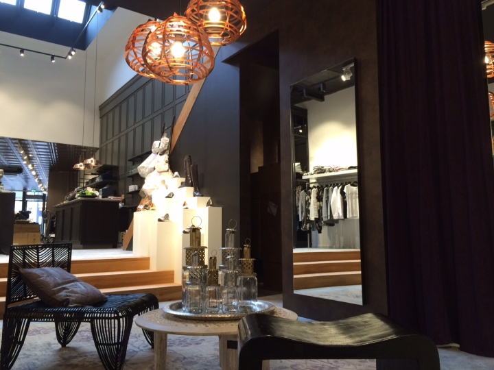 14_Inkas-Store-by-Vorm-Martini-Sluis-Netherlands-02.jpg