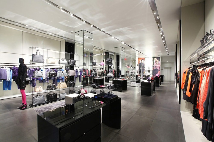 21_Emporio-Armani-store-New-York-02.jpg