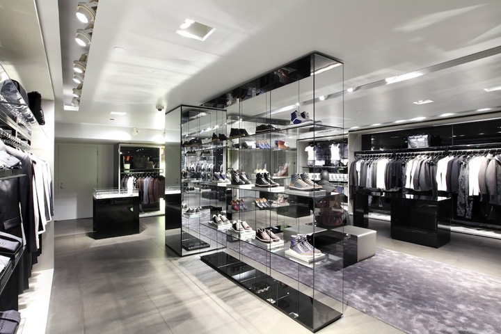 22_Emporio-Armani-store-New-York-01.jpg