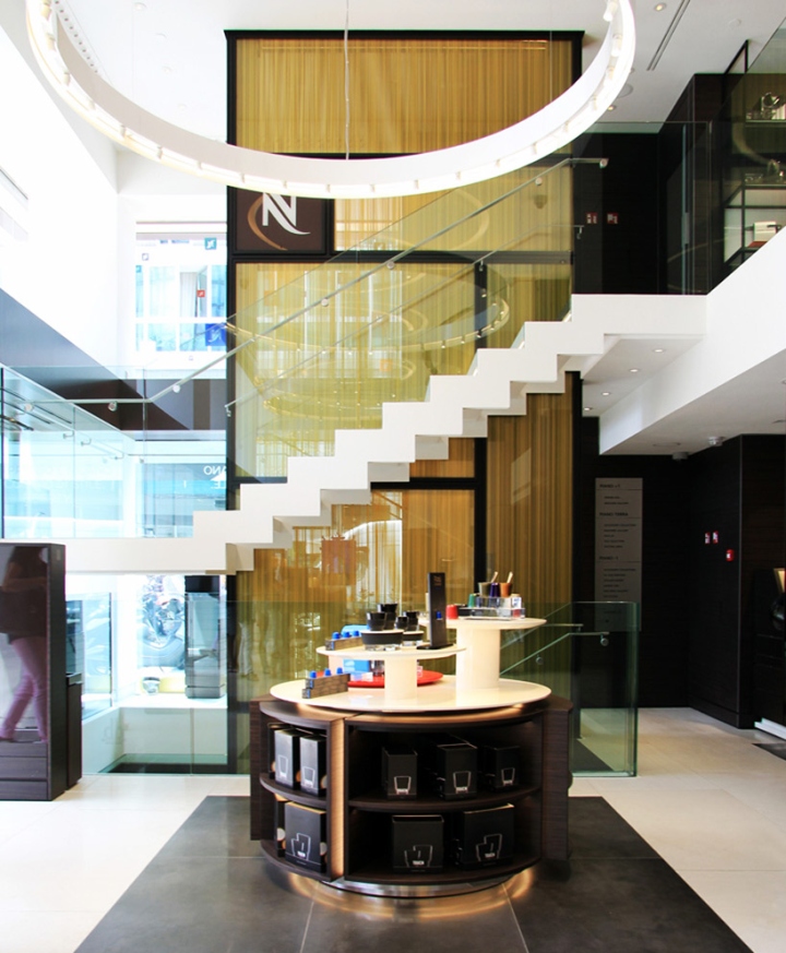 34_Nespresso-Flagship-Store-by-Parisotto-Formenton-Milan-Italy-11.jpg