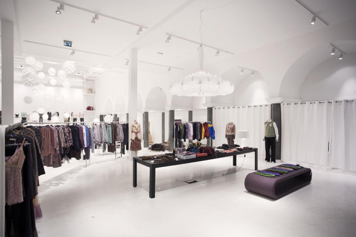 20_Normann-store-Copenhagen-03.jpg
