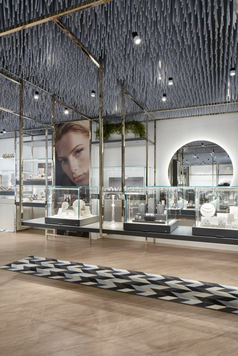 18_Orovivo-jewelry-flagship-store-by-CWS-13-780x1169.jpg