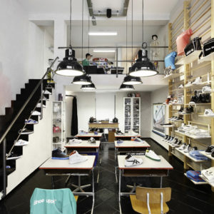 23_Shoe-Class-store-by-Pinkeye-Antwerp-300x300.jpg