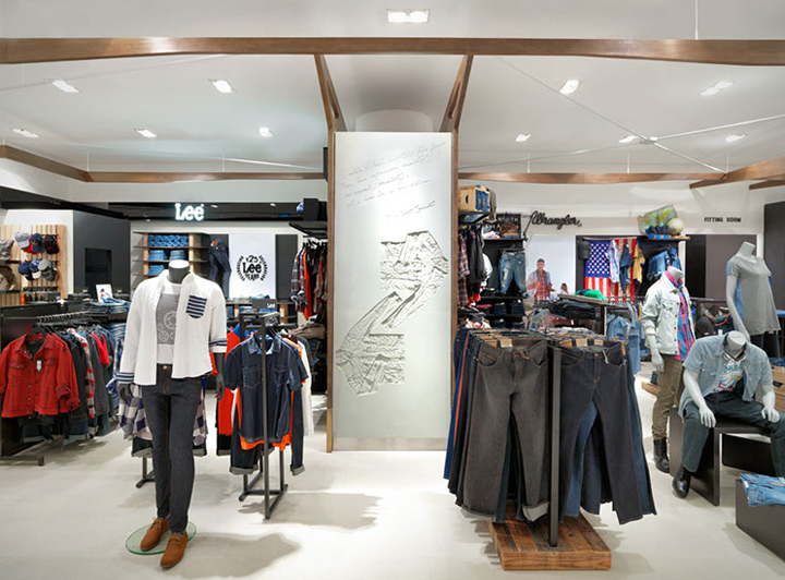 33_Mensfloor-redesign-at-Paragon-Department-Store-by-HMKM-Bangkok-Thailand-26-.jpg