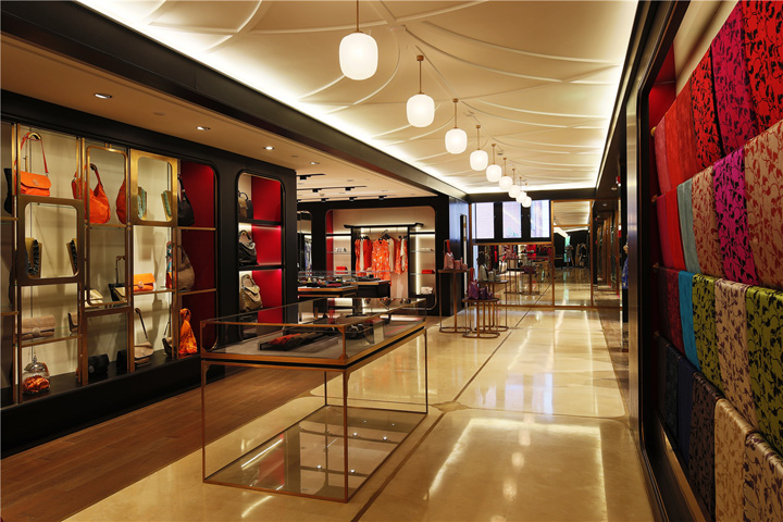 37_Shanghai-Tang-Cathay-Mansion-flagship-store-by-Design-MVW-Shanghai-China-02.jpg