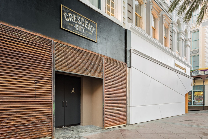18_Jordan-Brand-Flight-Lab-store-New-Orleans-Louisiana-07.jpg
