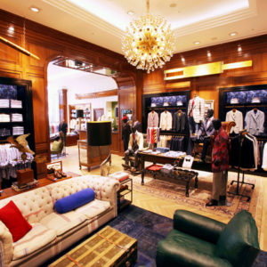 26_Tommy-Hilfiger-store-Tokyo-300x300.jpg