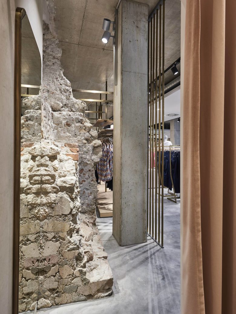 13_Juhasz-store-by-blocher-partners-05-780x1040.jpg