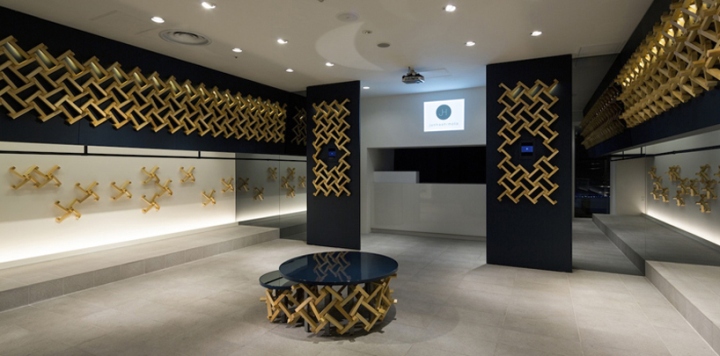 21_Jun-Hashimoto-flagship-store-by-the-design-labo-Tokyo-Japan-02.jpg