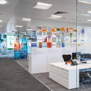 37_GlaxoSmithKline-Office-by-Pope-Wainwright-Wykes-Brentford-UK-300x300.jpg