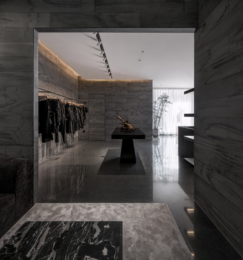 18_La-Moitie-store-by-One-Fine-Day-Studio-Partners-10-780x834.png
