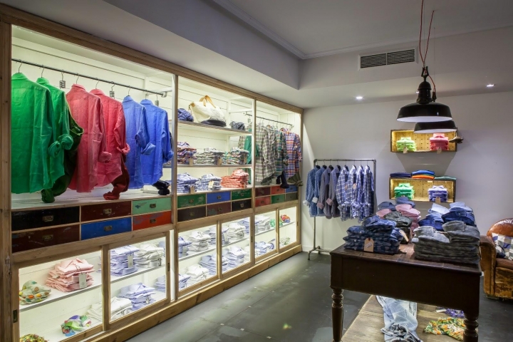 24_Lander-Urquijo-Concept-Store-Madrid-Spain-11.jpg