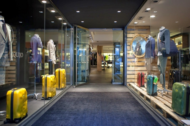 29_Lander-Urquijo-Concept-Store-Madrid-Spain-06.jpg