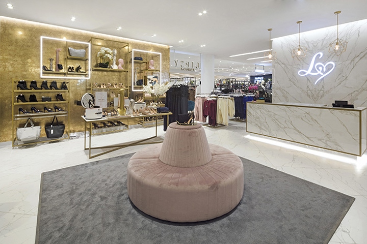 8_Lipsy-store-by-Dalziel-Pow-Manchester-UK.jpg