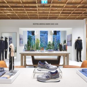 40_Woolrich-store-by-Andrea-Can-Wonderwall-Milan-Italy-300x300.jpg