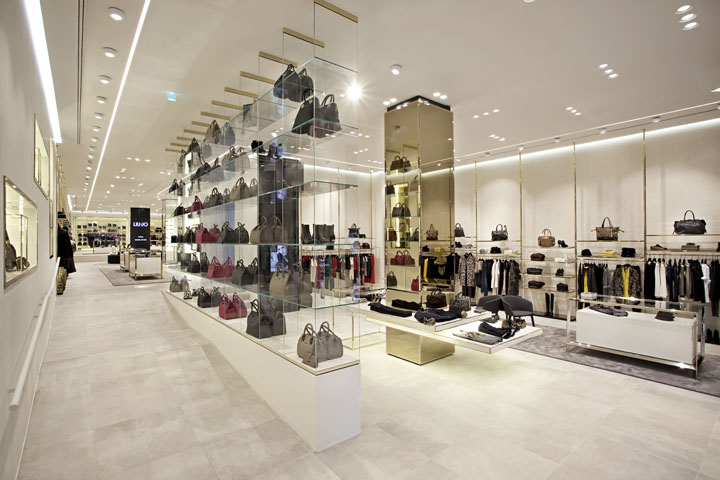44_LIU-JO-store-by-Christopher-Goldman-Ward-Madrid-Spain-02-.jpg