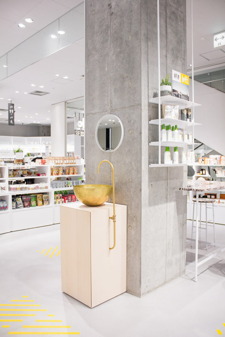 12_Loft-flagship-by-Schemata-Architects-03-780x1170.jpg