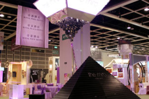 7_The-Mira-Hong-Kong-booth-by-Tableau-Hong-Kong-300x200.jpg