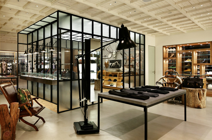 10_Man-On-The-Boon-store-by-Wonderwall-Seoul.jpg