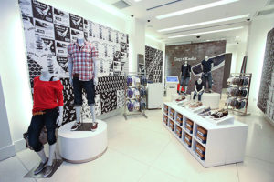 6_Gap-Keds-store-concept-by-Reluctant-Hero-New-York-300x200.jpg