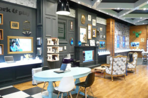 6_Telecom-store-Gascoigne-Associates-Designworks-Wellington-300x200.jpg